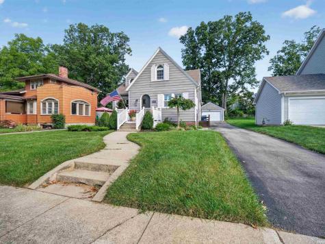 2013 Curdes Avenue Fort Wayne IN 46805