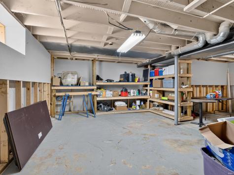2013 Curdes Avenue Fort Wayne IN 46805
