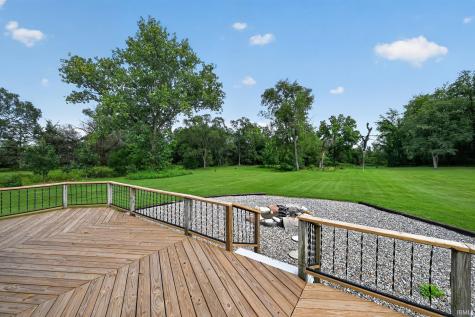 2882 E State Road 2 Rolling Prairie IN 46371