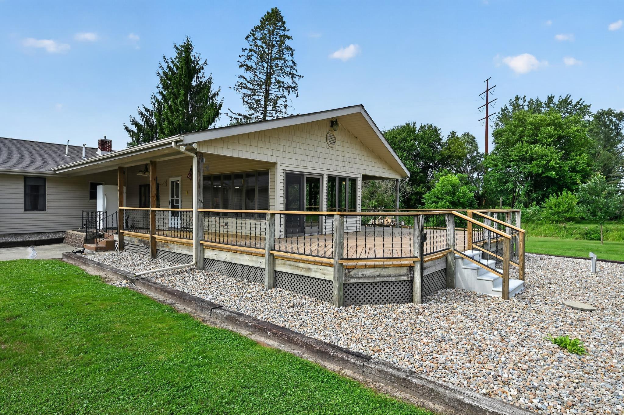 2882 E State Road 2 Rolling Prairie IN 46371