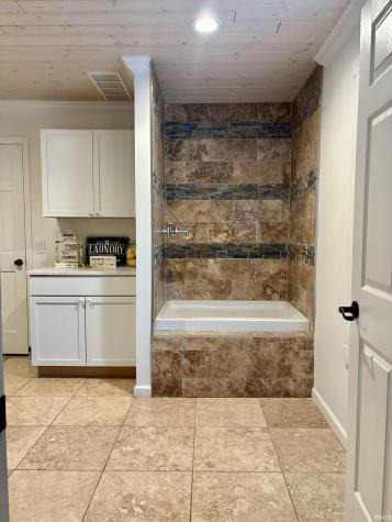 3212 Oakwood Way Marion IN 46953