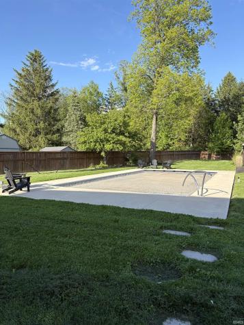 3212 Oakwood Way Marion IN 46953