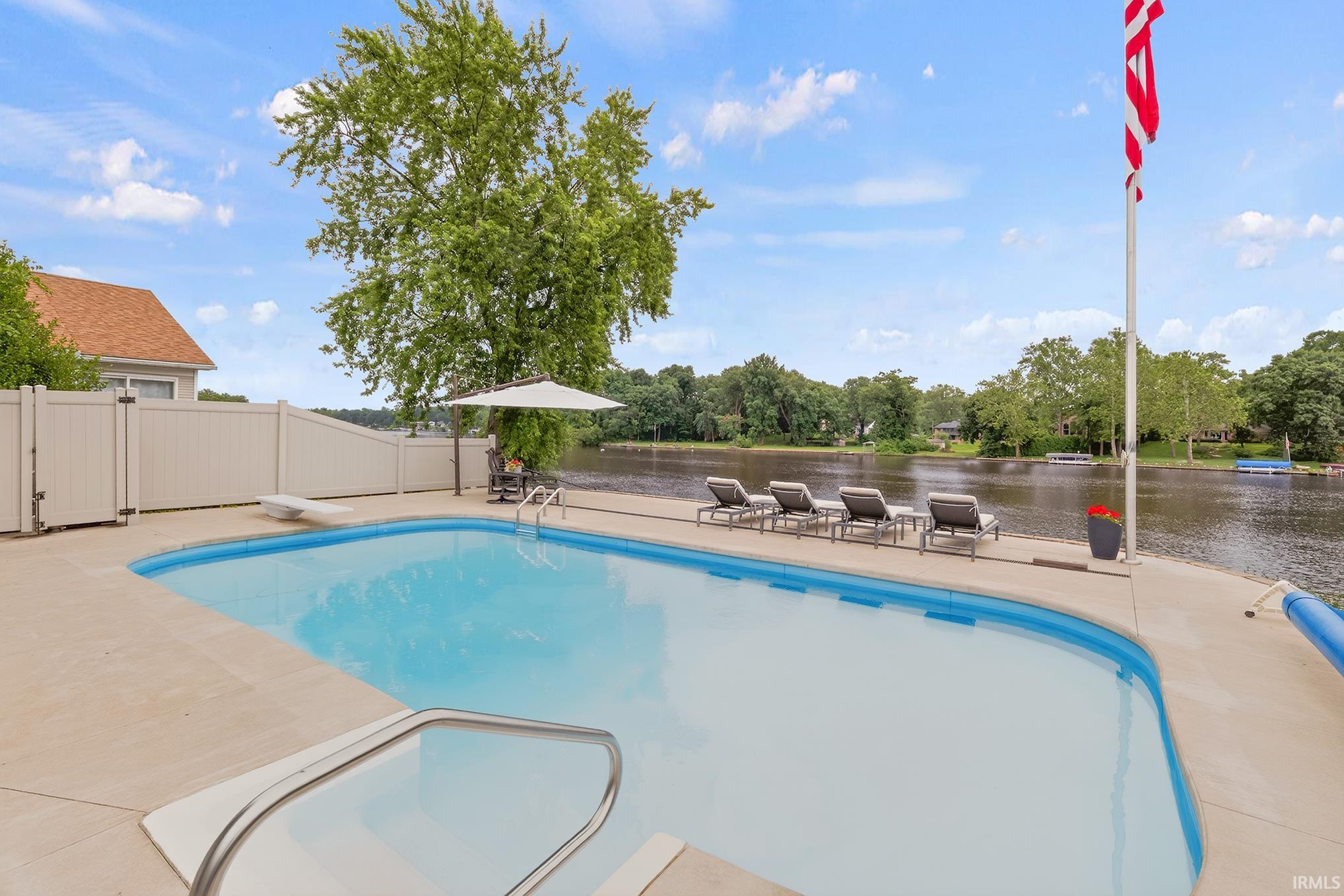 23042 Greenleaf Boulevard Elkhart IN 46514