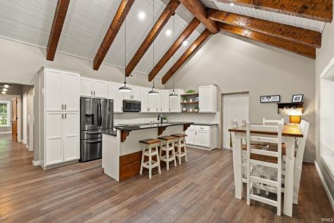 520 Thompson Lane Mitchell IN 47446