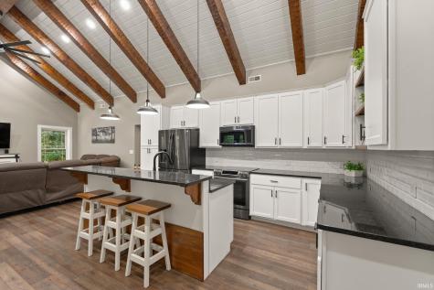 520 Thompson Lane Mitchell IN 47446