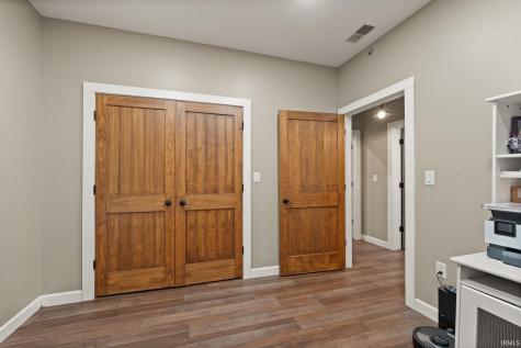 520 Thompson Lane Mitchell IN 47446