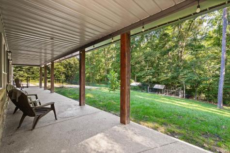 520 Thompson Lane Mitchell IN 47446