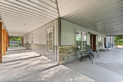 520 Thompson Lane Mitchell IN 47446
