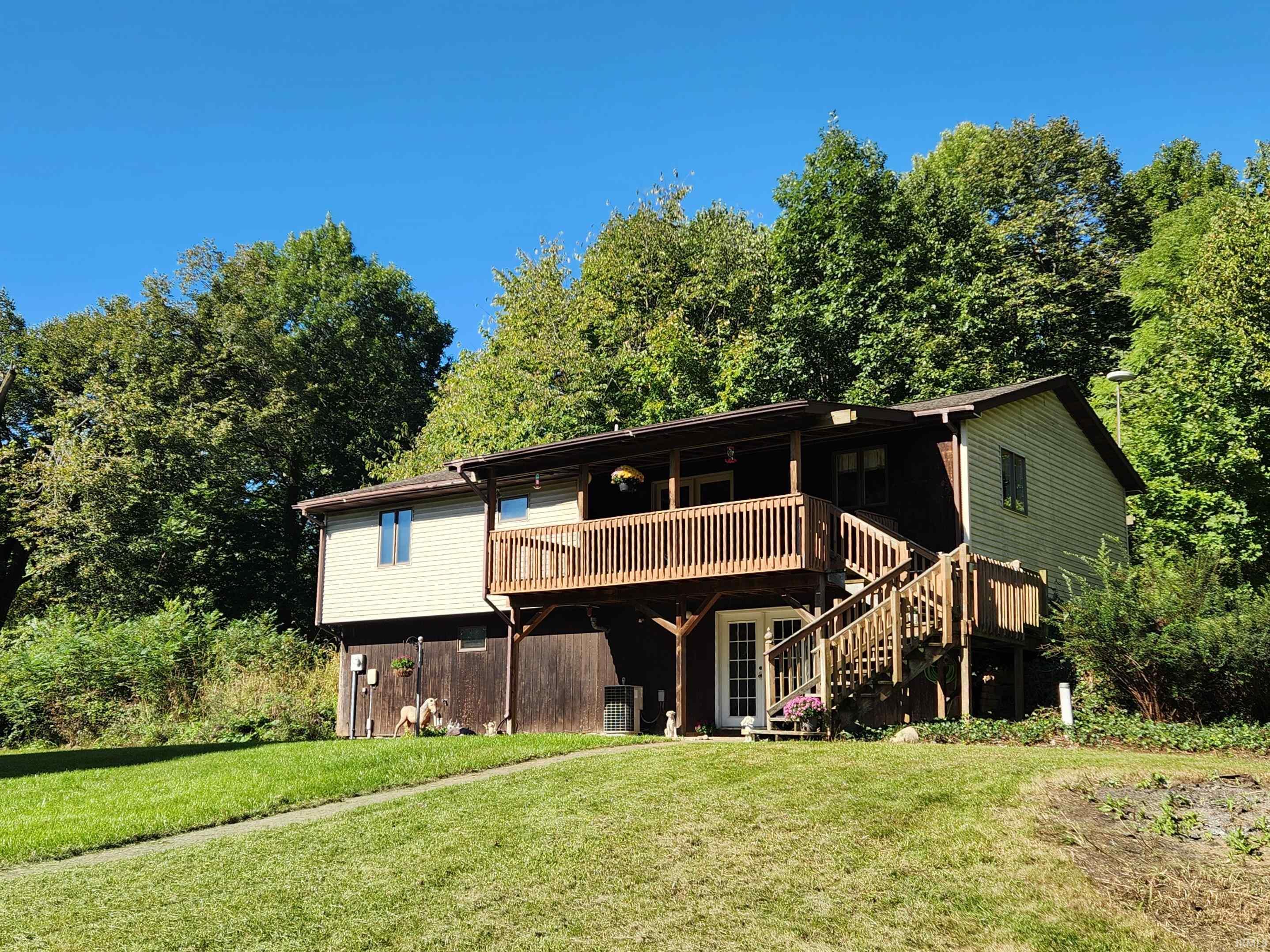 5888 W 800 N Ligonier IN 46767
