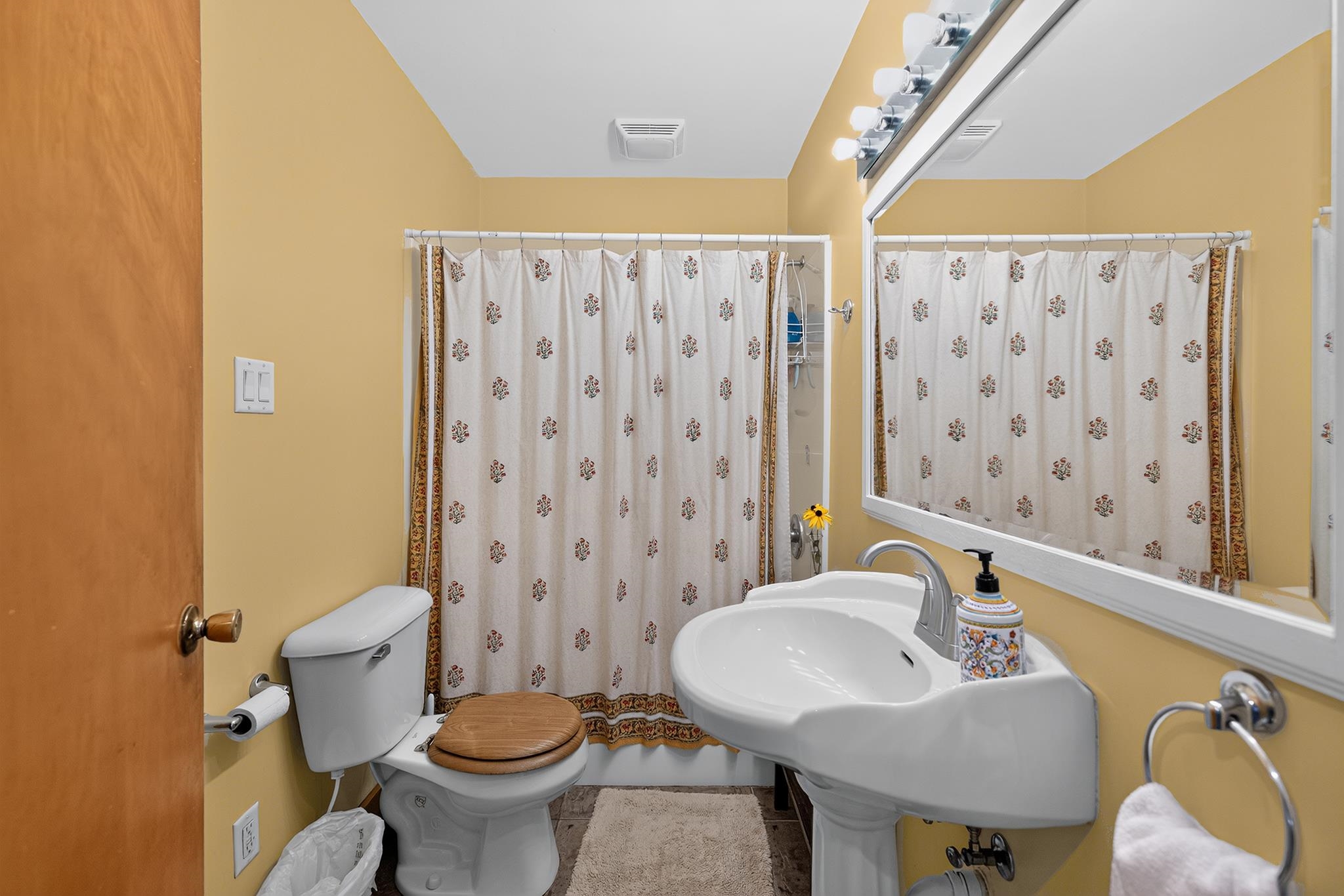 109 Carter Road Goshen IN 46526