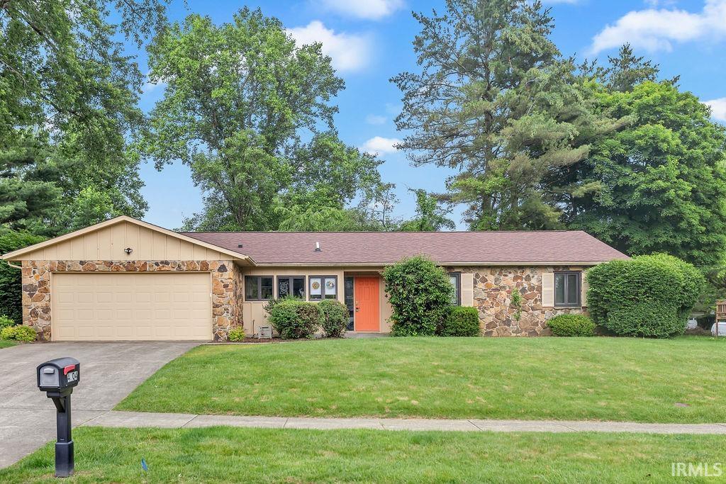 4304 E Walpole Lane Bloomington IN 47408