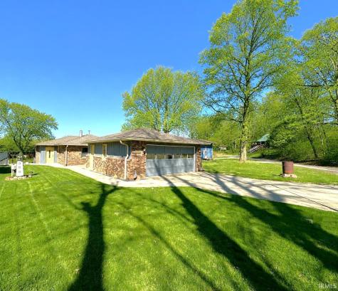 10502 N Corley Drive Monticello IN 47960