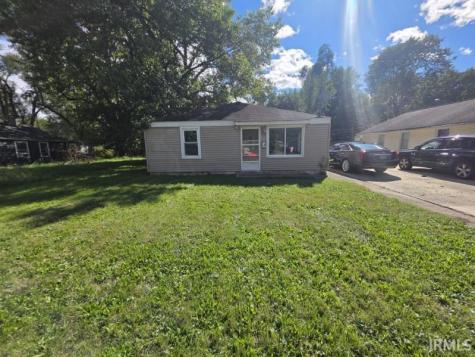 822 Roosevelt Street South Bend IN 46616