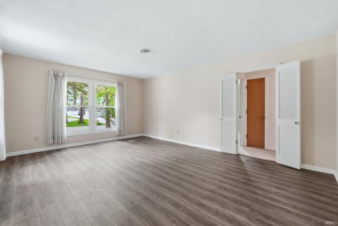 1818 Westgate Drive Fort Wayne IN 46808