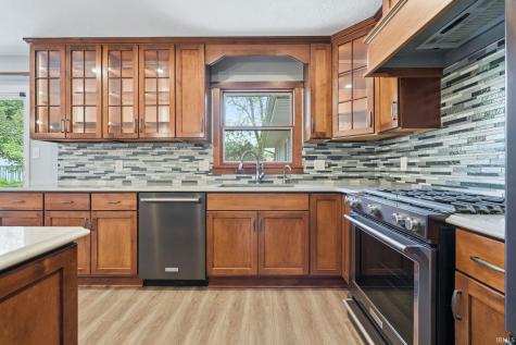 1818 Westgate Drive Fort Wayne IN 46808