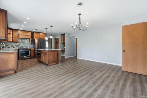 1818 Westgate Drive Fort Wayne IN 46808