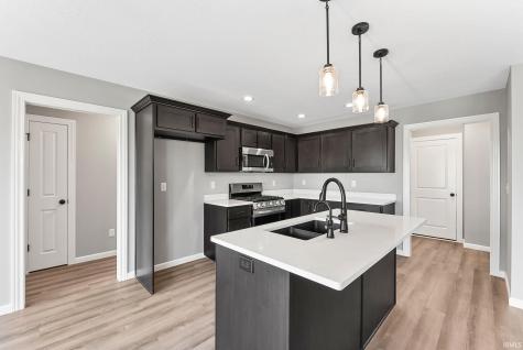 1194 Zenos Boulevard Fort Wayne IN 46818