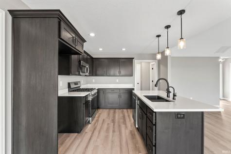 1194 Zenos Boulevard Fort Wayne IN 46818