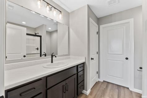 1194 Zenos Boulevard Fort Wayne IN 46818