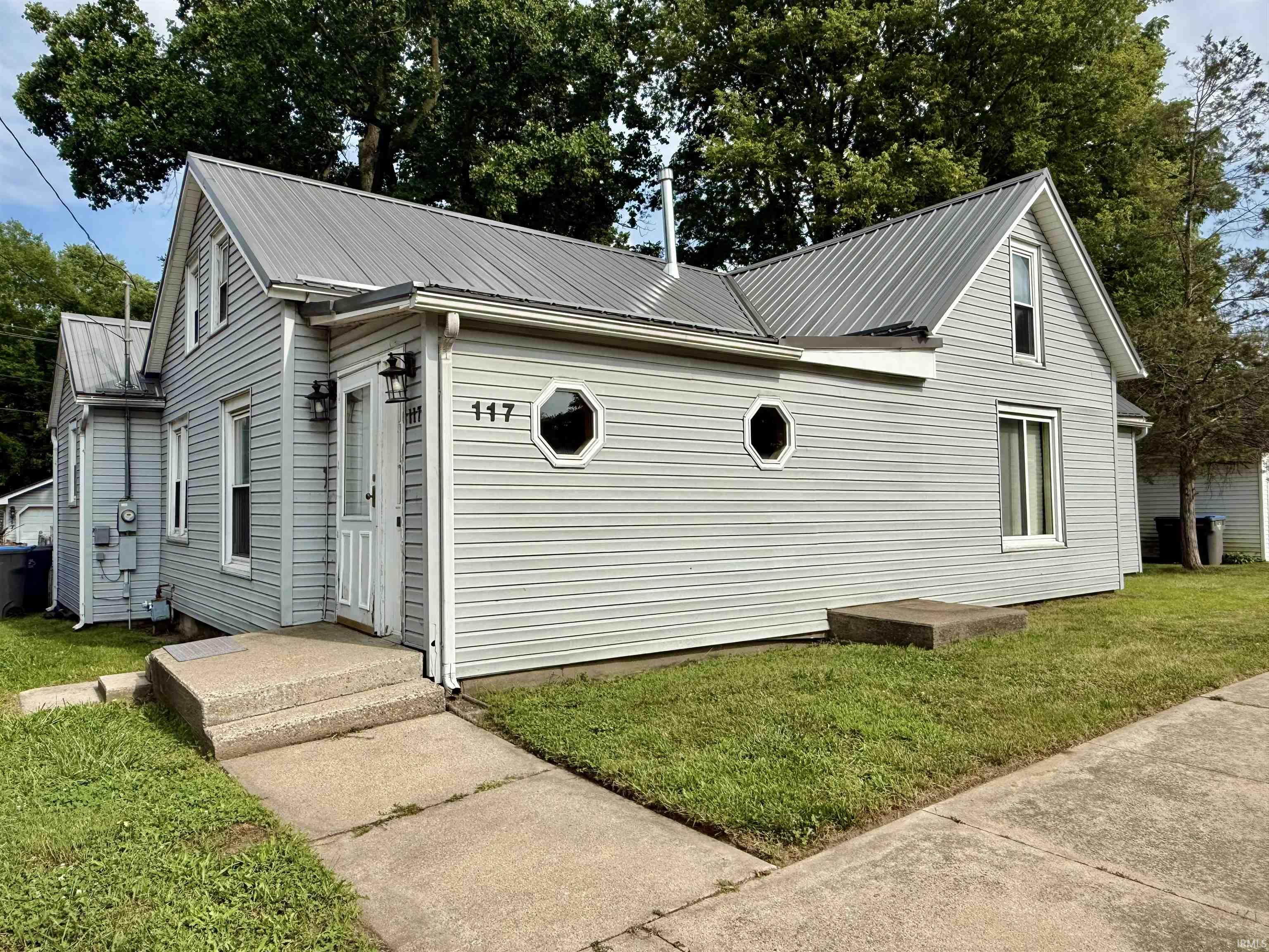 117 S Sherman Street Warsaw IN 46580