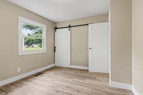 708 W Superior Street Osceola IN 46561