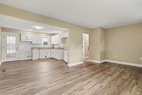 708 W Superior Street Osceola IN 46561