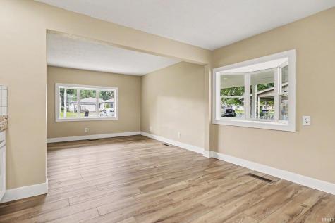 708 W Superior Street Osceola IN 46561
