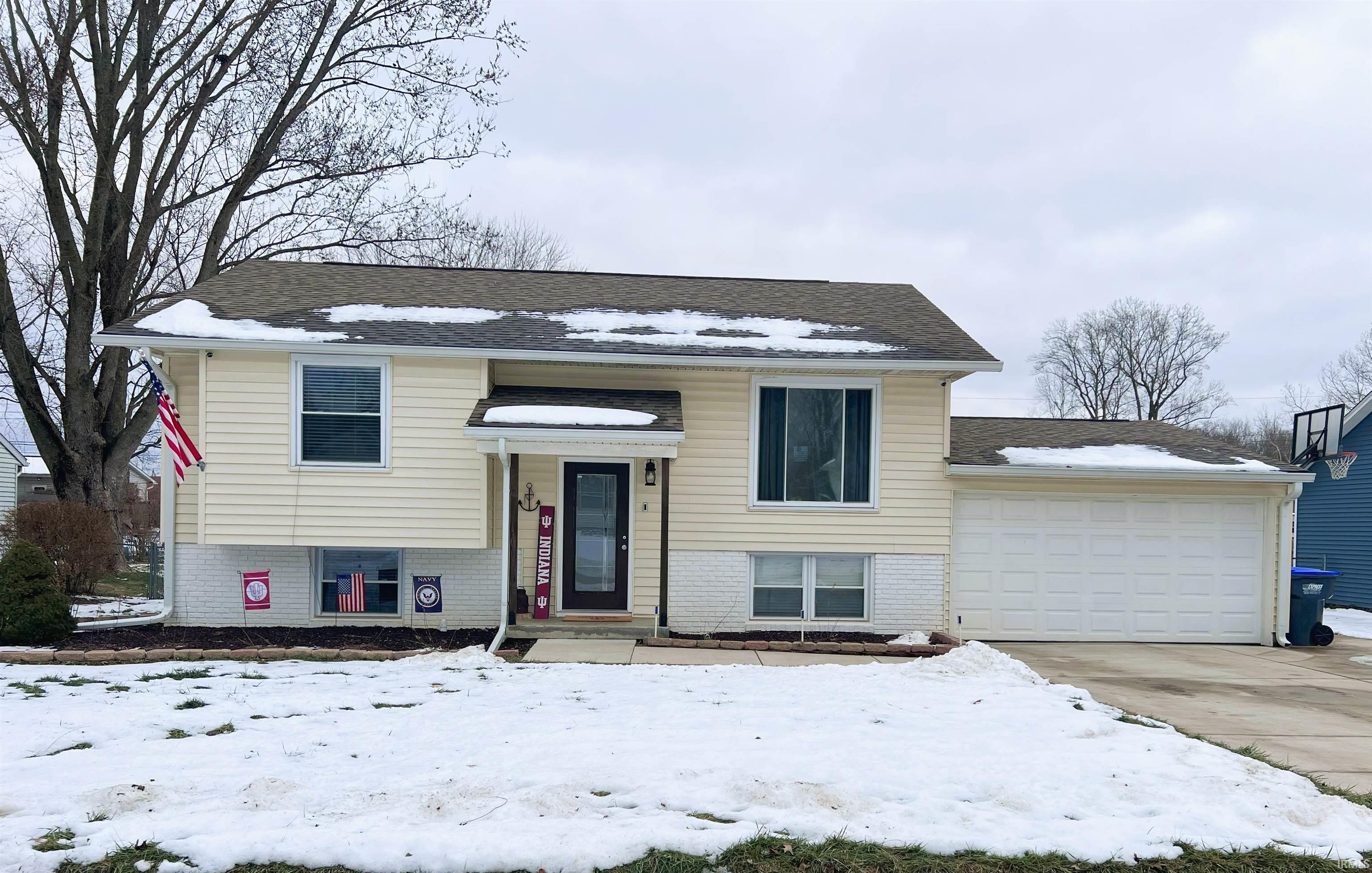 3231 S Fairington Drive Bloomington IN 47403