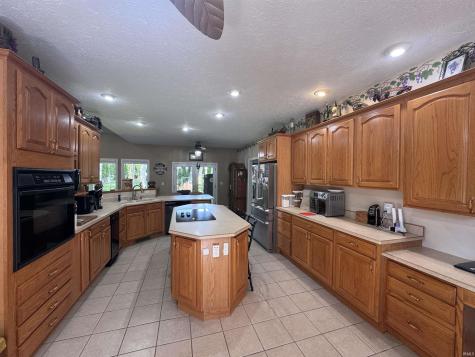 11624 W Briarwood Drive Monticello IN 47960