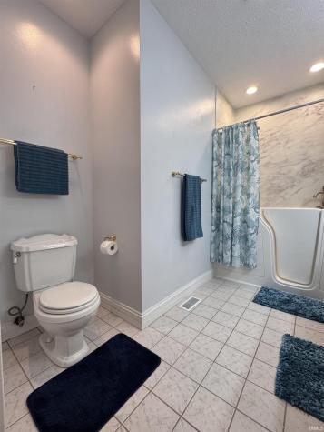 11624 W Briarwood Drive Monticello IN 47960