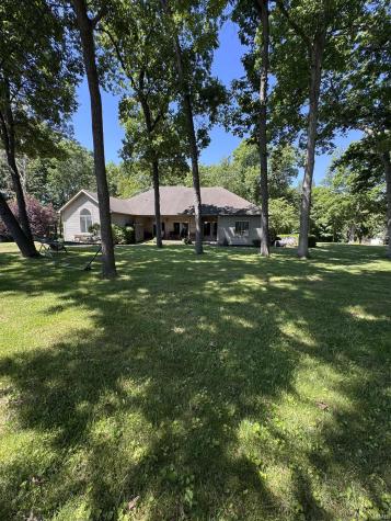 11624 W Briarwood Drive Monticello IN 47960