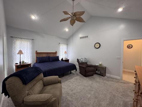 11624 W Briarwood Drive Monticello IN 47960