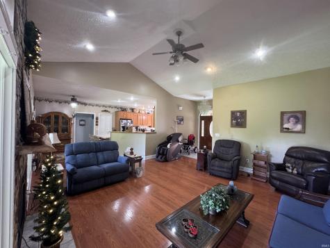 11624 W Briarwood Drive Monticello IN 47960