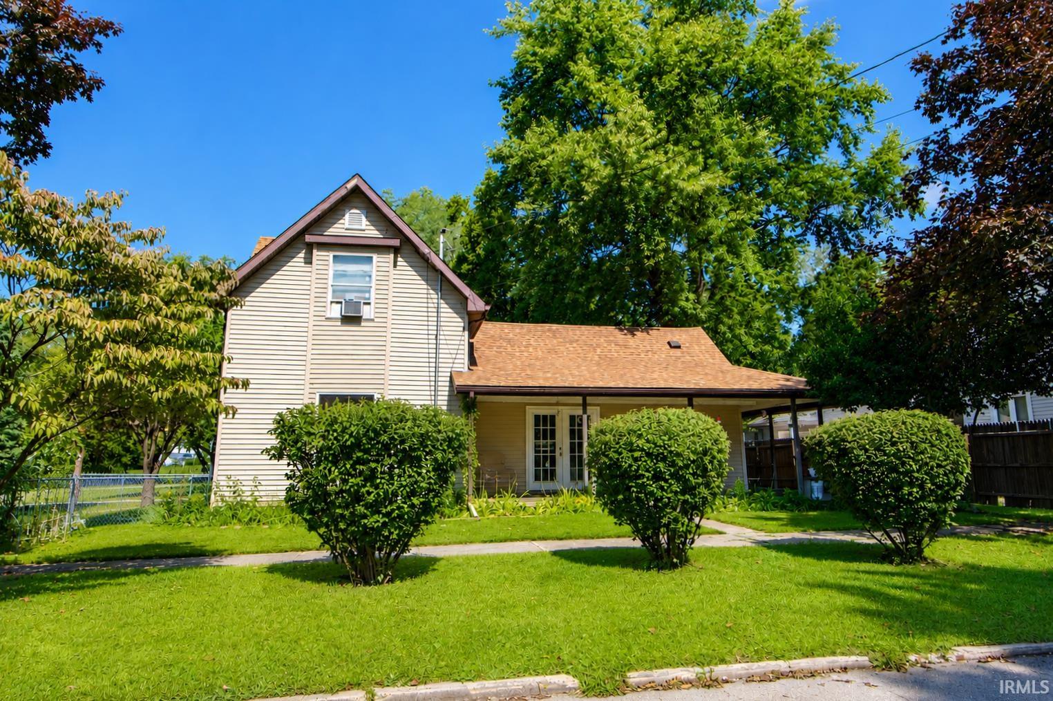 207 W Lake Street Knox IN 46534