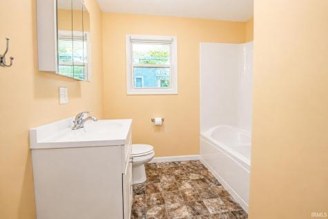 207 W Lake Street Knox IN 46534