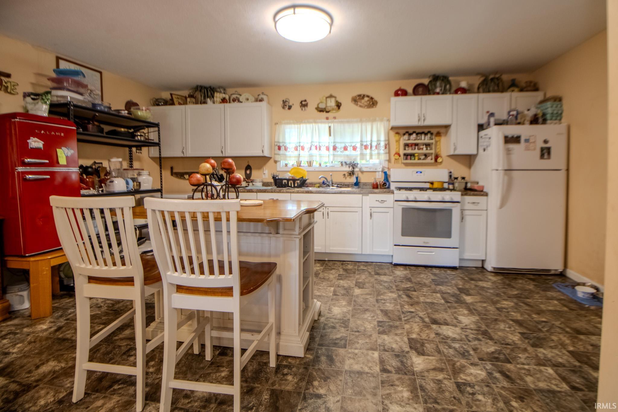 207 W Lake Street Knox IN 46534