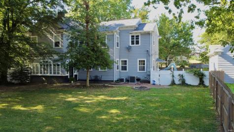 1216 SE Riverside Drive Evansville IN 47713