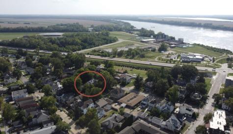 1216 SE Riverside Drive Evansville IN 47713