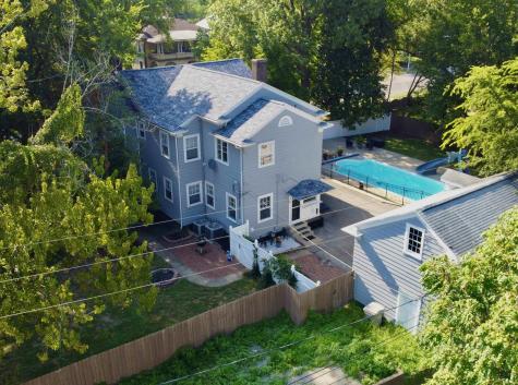 1216 SE Riverside Drive Evansville IN 47713