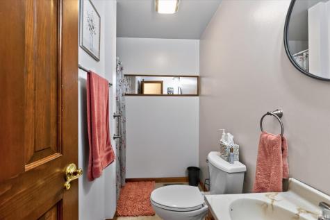 1145 NW 8th Street Linton IN 47441