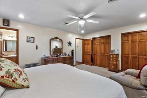 1145 NW 8th Street Linton IN 47441