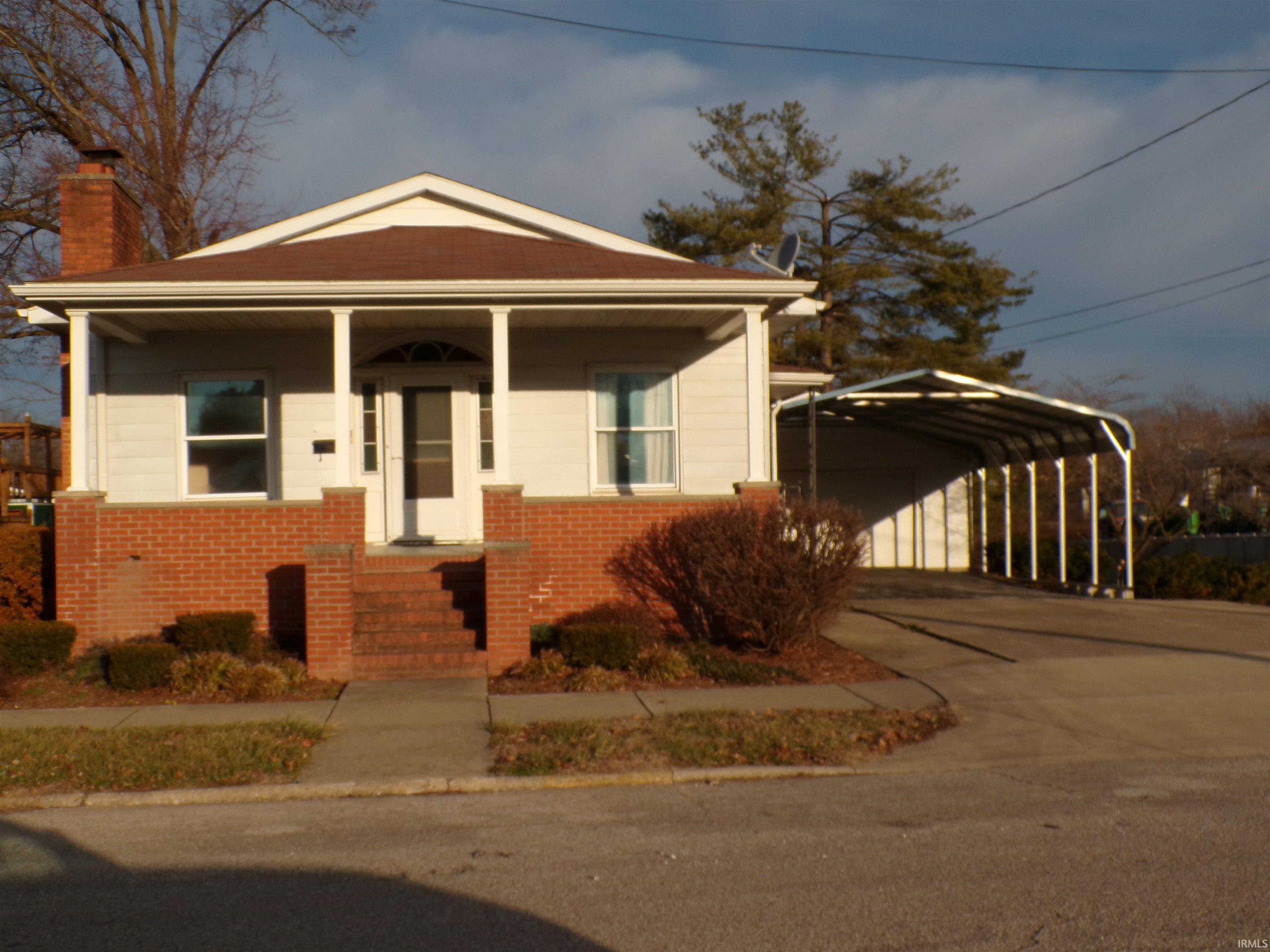 207 Church Street Loogootee IN 47553