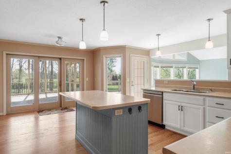 2821 Emerald Lake Drive Fort Wayne IN 46804