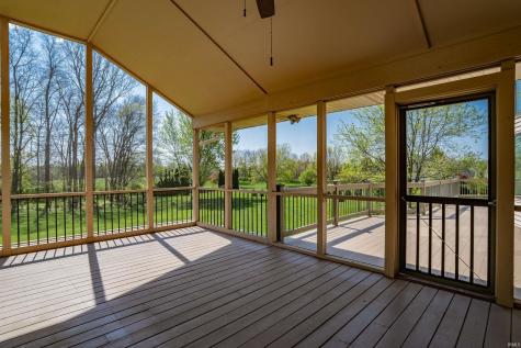 2821 Emerald Lake Drive Fort Wayne IN 46804