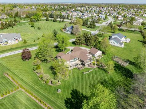 2821 Emerald Lake Drive Fort Wayne IN 46804