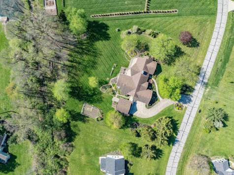 2821 Emerald Lake Drive Fort Wayne IN 46804