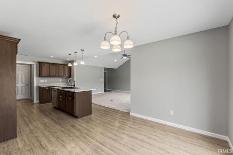 909 Jennifer Drive Ligonier IN 46767