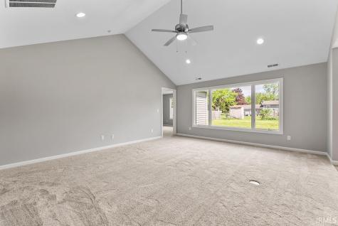 909 Jennifer Drive Ligonier IN 46767