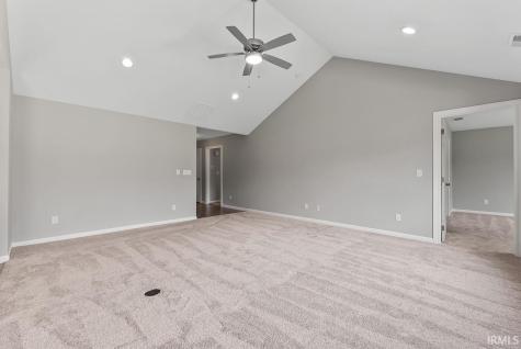 909 Jennifer Drive Ligonier IN 46767