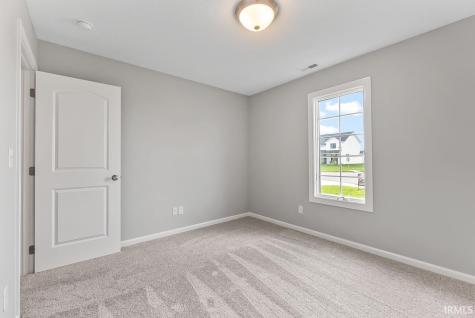 909 Jennifer Drive Ligonier IN 46767